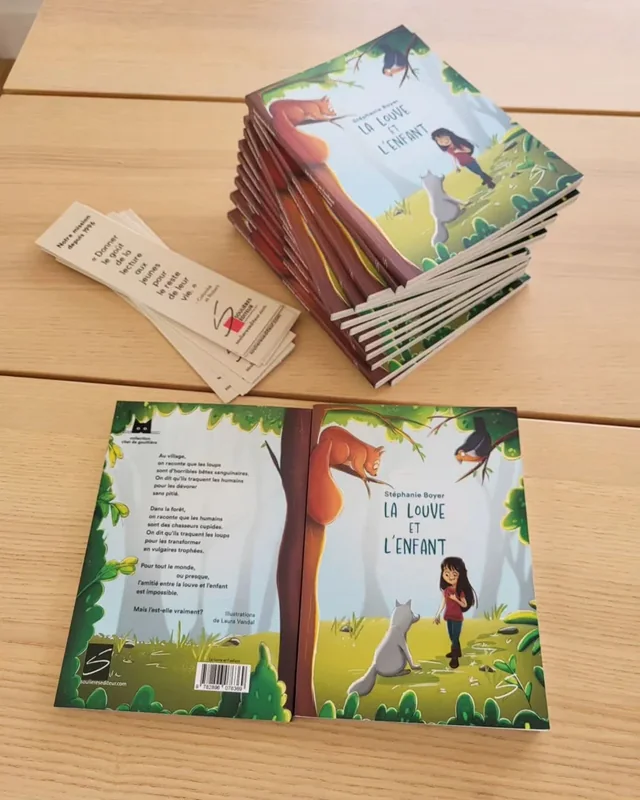 Le roman La louve et l’enfant, illustré par Laura Vandal