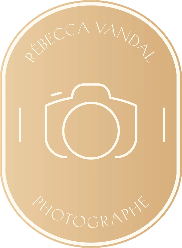 Logo de Rébecca Vandal - Photographe